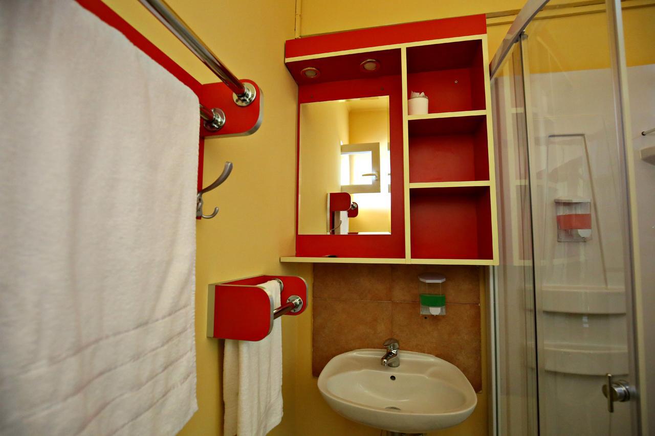 Pension Varadia Oradea Extérieur photo
