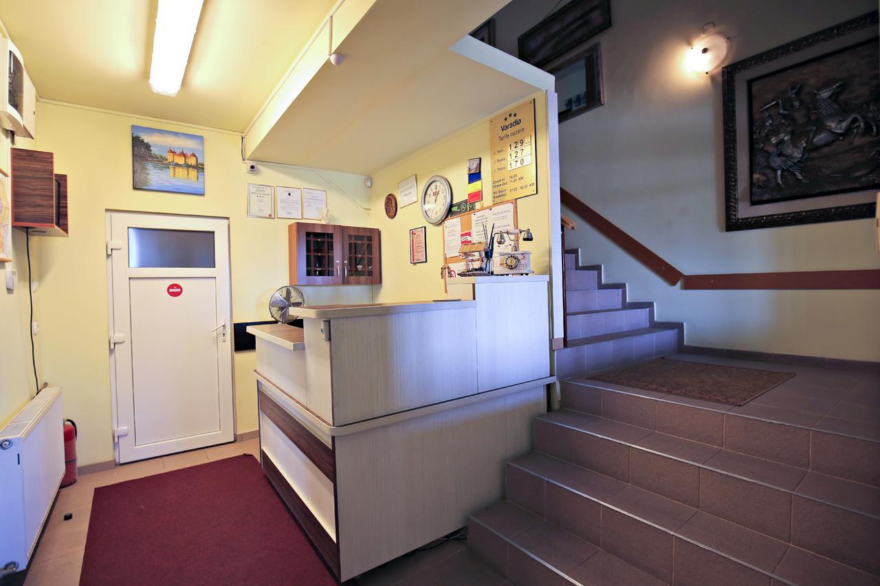 Pension Varadia Oradea Extérieur photo